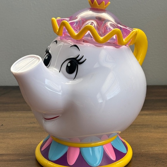 Disney MRS. POTTS Teapot Bubbling Confetti Popping WORKS Toy Beauty & the Beast - Picture 1 of 9